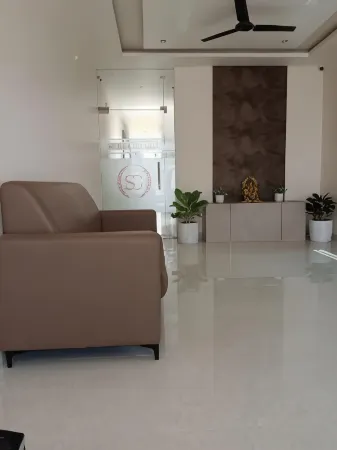 Hotel Surya Grand Отели в г. Ганчер