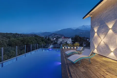 인피니티 센트릭 다라마샬라