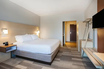 Holiday Inn Express & Suites Lexington Park-California Hotel di Solomons