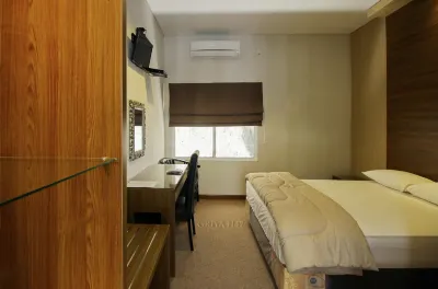 Rumah Singgah Griya H47 Các khách sạn ở Karangtempel