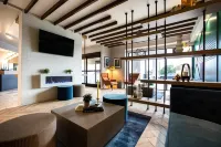 Hotel Denim - Barer