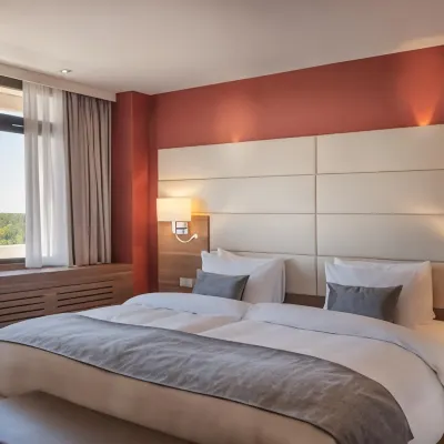 Crowne Plaza FRANKFURT CONGRESS HOTEL by IHG Hotels near Schwanheim