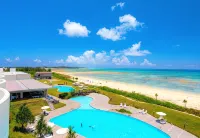 EN RESORT Kumejima EEF Beach Hotel (ENリゾート 久米島イーフビーチホテル） - プール