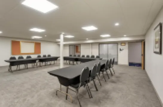 Comfort Inn & Suites Mundelein-Vernon Hills