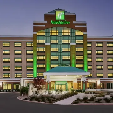 Holiday Inn & Suites OAKVILLE @ BRONTE by IHG