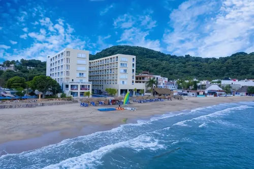 Decameron la Marina Guayabitos, Ramada All-Inclusive Resort