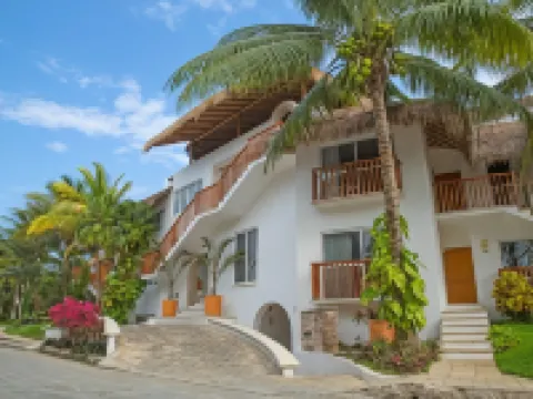 Las Villas Akumal Hotels in Akumal