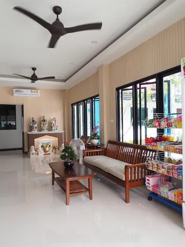 รูปภาพของวริศธร เรสซิเด้น