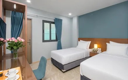 Piano Hotel