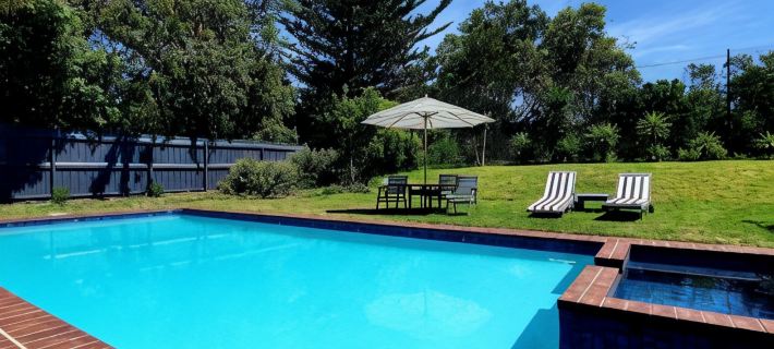 Point Lonsdale Guest House Hotels in Ocean Grove