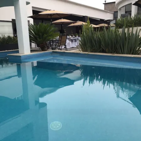 Hotel V Hoteles en Temascalcingo de José María Velasco