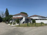Fasthotel Avignon Nord le Pontet Hotels in der Nähe von Chausport