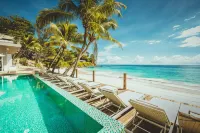 CaranaBeach Hotels in Glacis