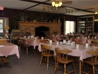Colonial Resort-1000Islands Hotels in Gananoque