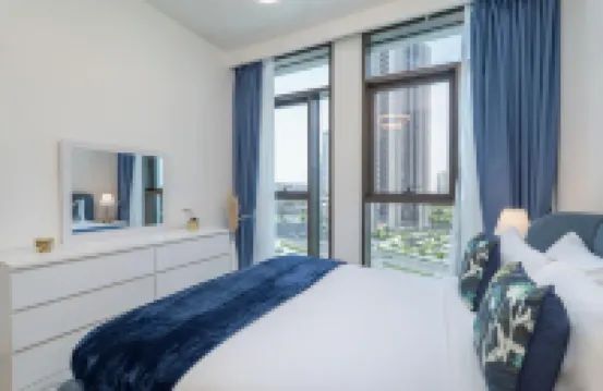 Vogue Creek Crescent Balcony Pool View Hotels in Dubai Festival City