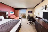 Crowne Plaza Albuquerque Hotels in Albuquerque