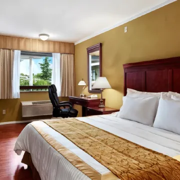 Quality Inn & Suites Fife Seattle