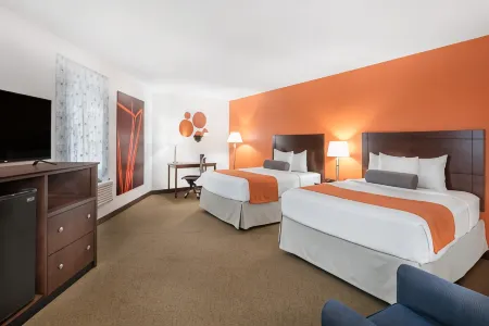 Howard Johnson by Wyndham Quincy/Boston Отели рядом с достопримечательностью «Historic New England Quincy House»