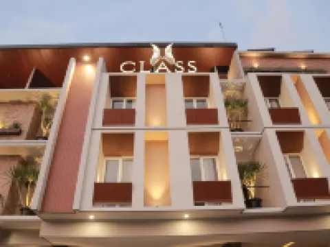 Class Premium Guest House Hotels in Sukun