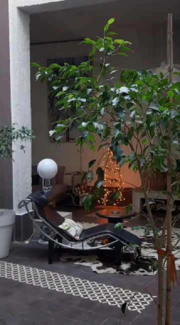 里亞德藝術酒店