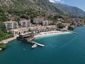 Huma Kotor Bay Hotel and Villas