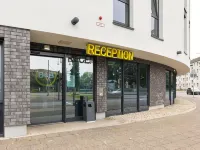 B&B Hotel Krefeld-City Hotels near Lidl
