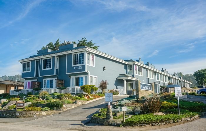 Sand Pebbles Inn