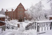 FairBridge Inn & Suites – Moscow/Pullman Hotel dekat Appaloosa Museum and Heritage Center