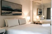 The Crest Apartments Hotels in Main Beach