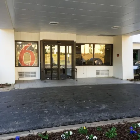 Motel 6 Norcross, GA