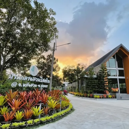 Baan Klang Suan Resort