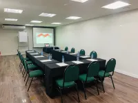 維拉爾維寺快捷飯店