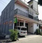 Ganeta Homestay Syariah Hotels in Karangbong