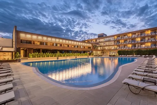 Sky Blue Hotel & Spa Hotels in Ploiesti