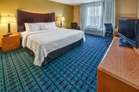 Fairfield Inn & Suites Naples