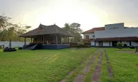 Treebo Premium Travancore Palace Cherthala