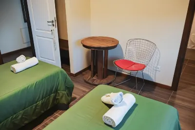 Folk Hostel Отели в г. 