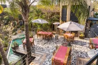 Casa de Adobe Gallery & Luxury Boutique Hotels in Oaxaca