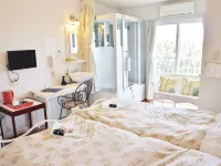 Hostellerie Avances soiree - parcheggio