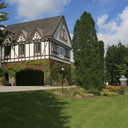 Peek'n Peak Condo Resort, Trademark Collection by Wyndham Отели в г. Мина