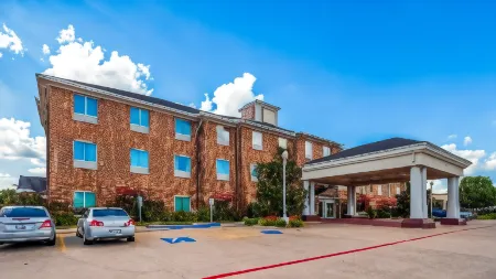 Best Western Plus Waxahachie Inn  Suites