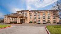 Best Western Plus Christopher Inn  Suites