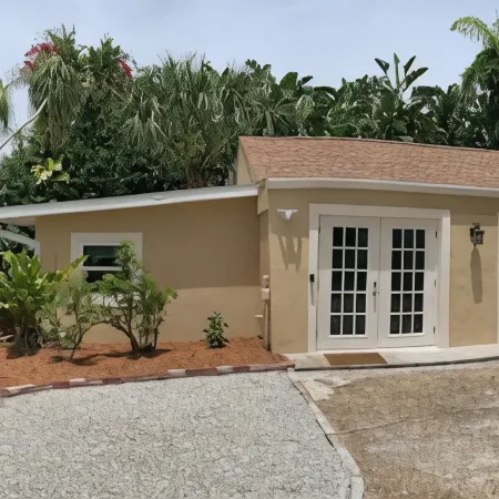 Courtyard Bungalow