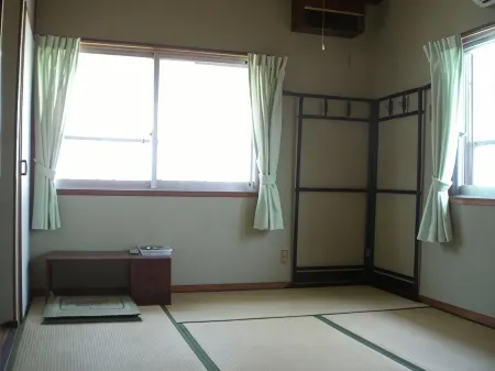 Business Matsuba Ryokan Отели в г. Мацусиге