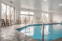 Quality Inn Hotels in Bracebridge