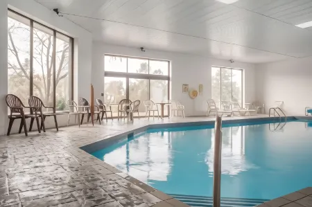 Quality Inn Отели в г. Брейсбридж