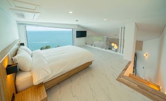 Namhae Poolvilla Yunseul