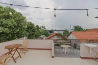 RedDoorz Syariah Near Kota Cinema Mall Jatiasih Hotel a Jatiasih