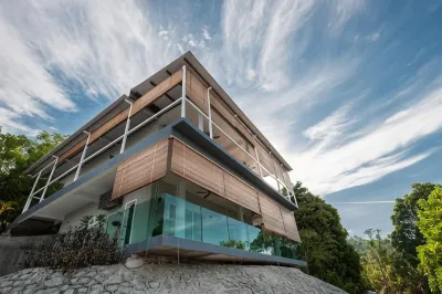 베란다 나우티카 Wat Koh Wanararm Langkawi 주변 호텔