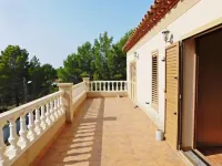 Pleasant villa with pool (A)